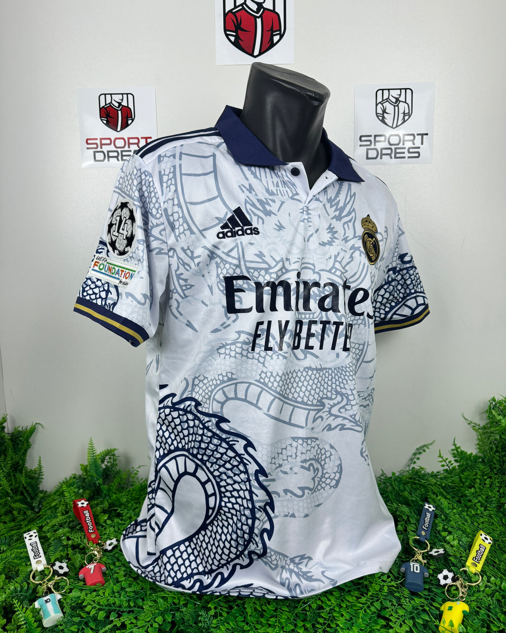 Real Madrid "Dragon Blanco" Special Edition Jersey