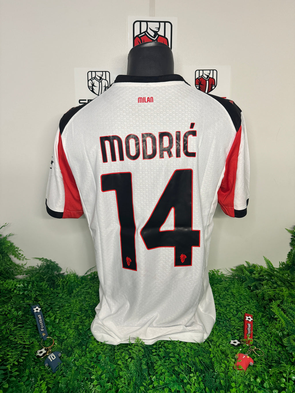 AC Milan “Modrić 14” Away Jersey 2025/2026