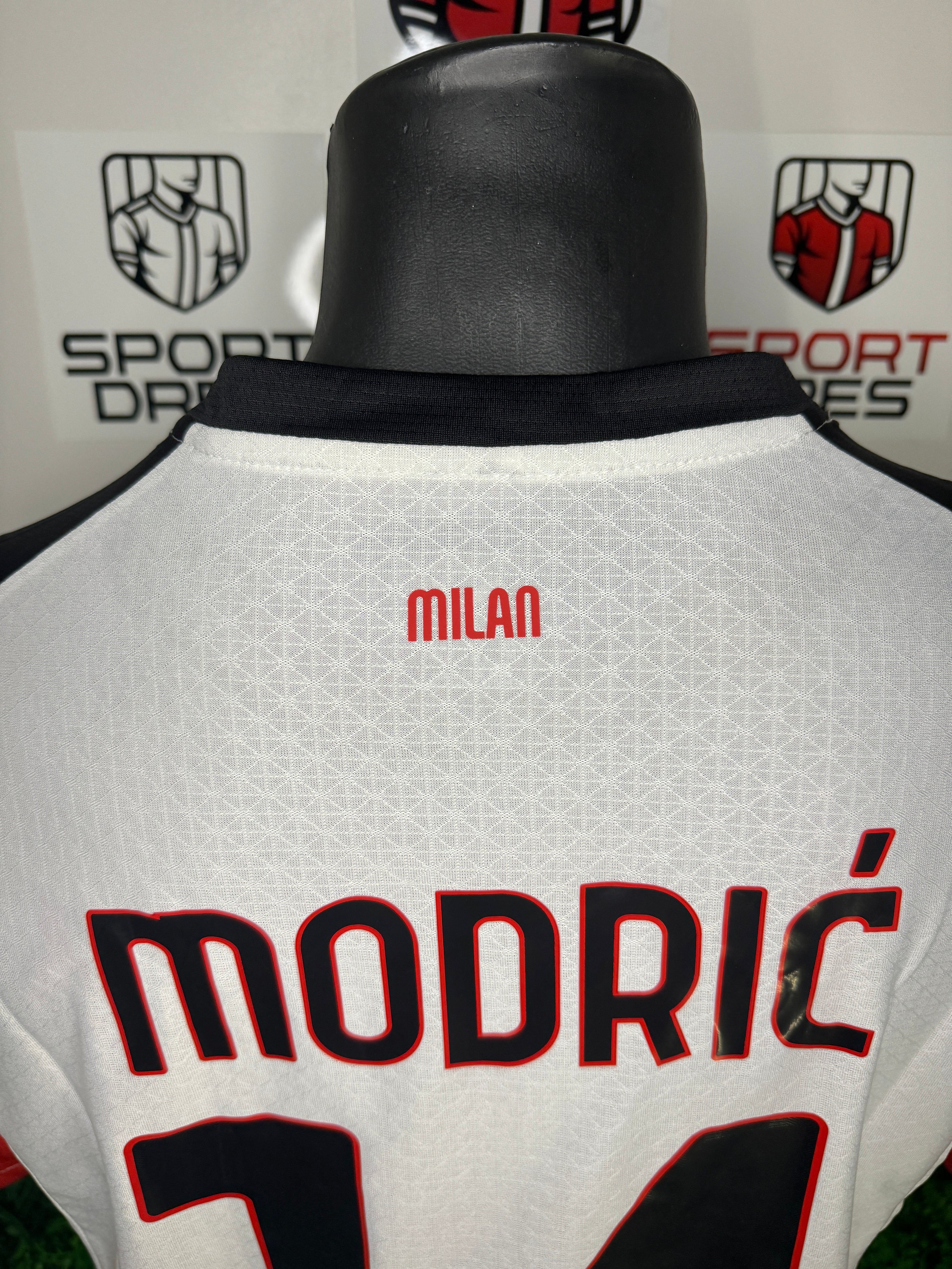 AC Milan “Modrić 14” Away Jersey 2025/2026