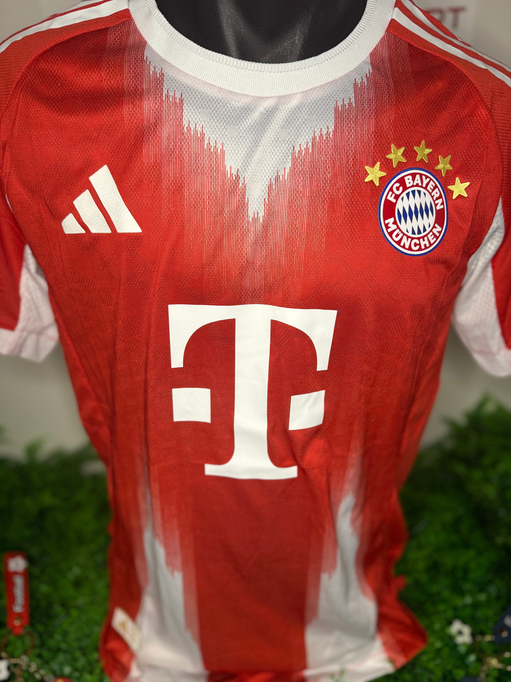 FC Bayern München "Kane 10" Home Jersey 2025/2026