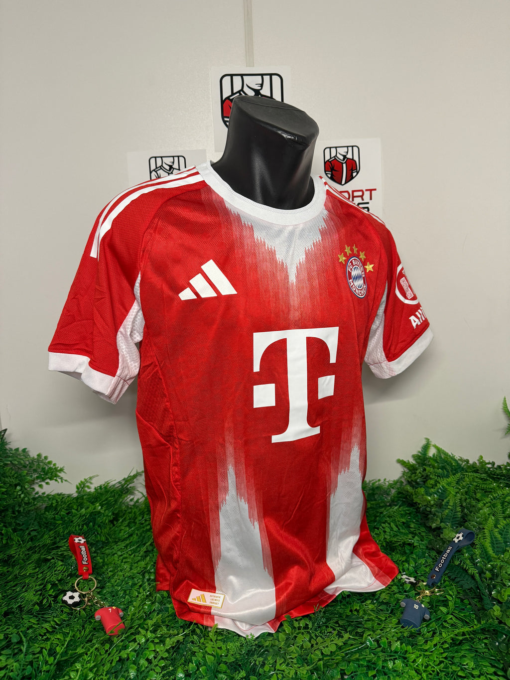 FC Bayern München "Kane 10" Home Jersey 2025/2026
