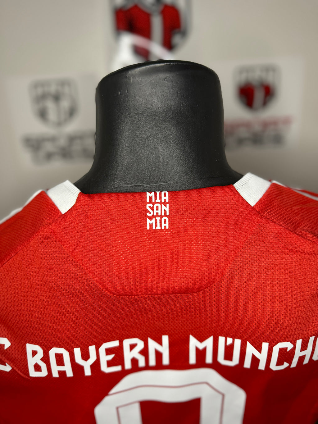 FC Bayern München "Kane 10" Home Jersey 2025/2026