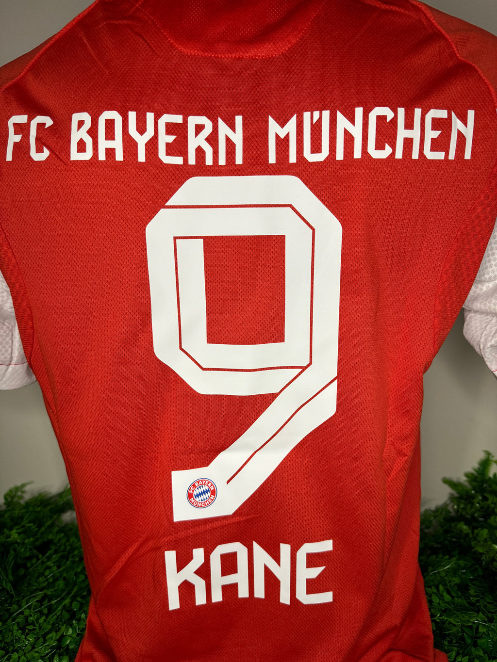 FC Bayern München "Kane 10" Home Jersey 2025/2026