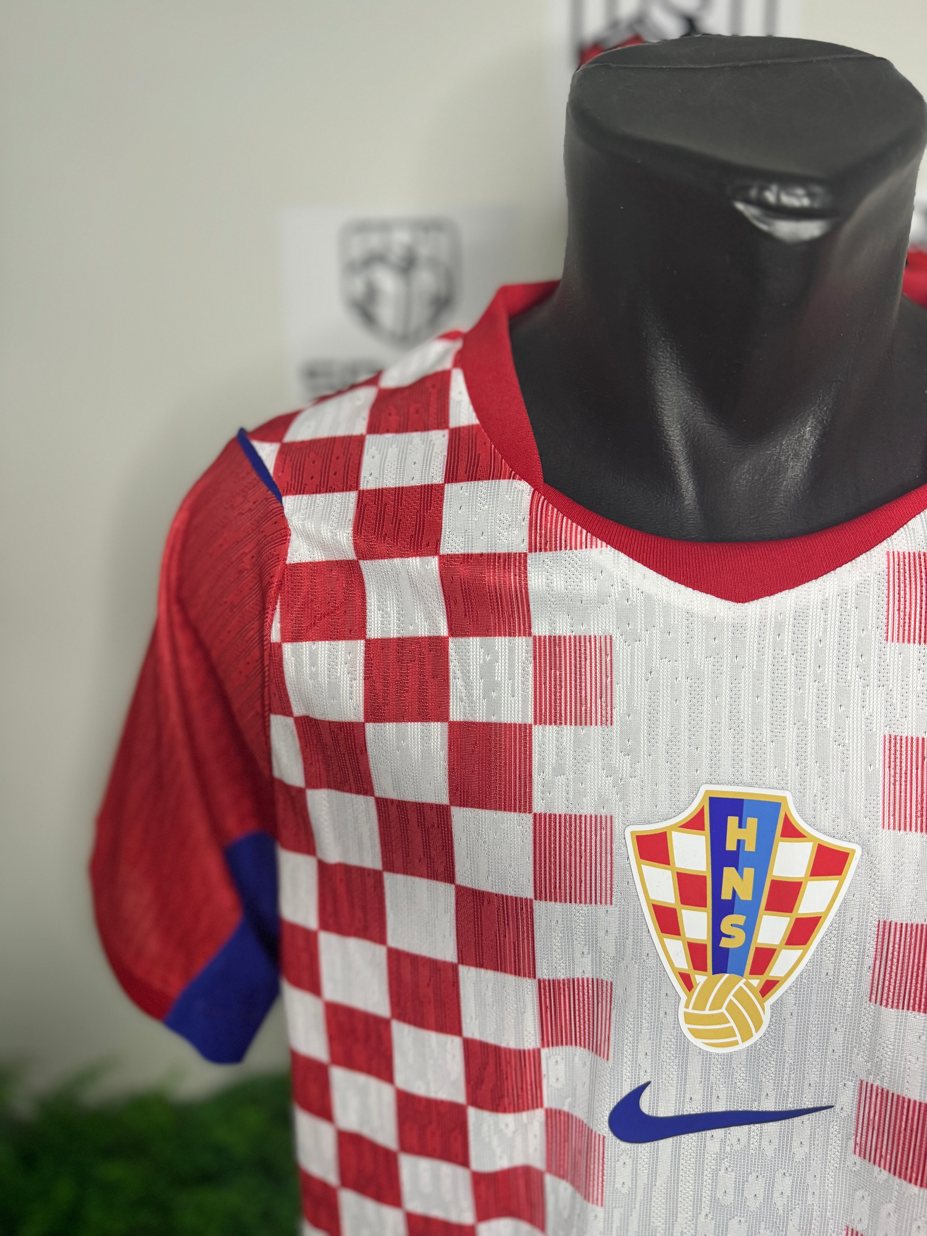 Croatia "Gvardiol 4" Home fan Jersey