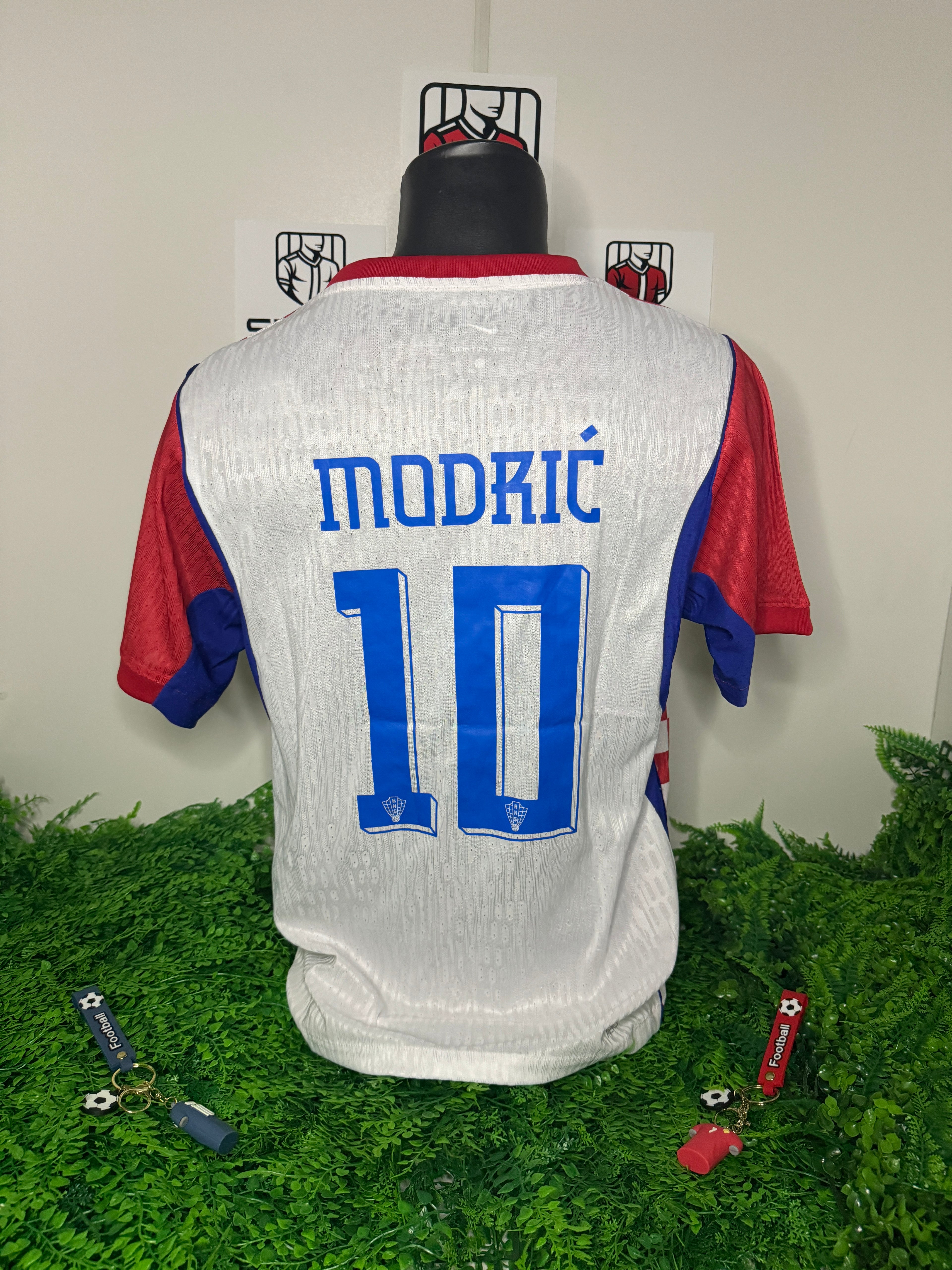 Croatia "Modrić 10" Home fan Jersey