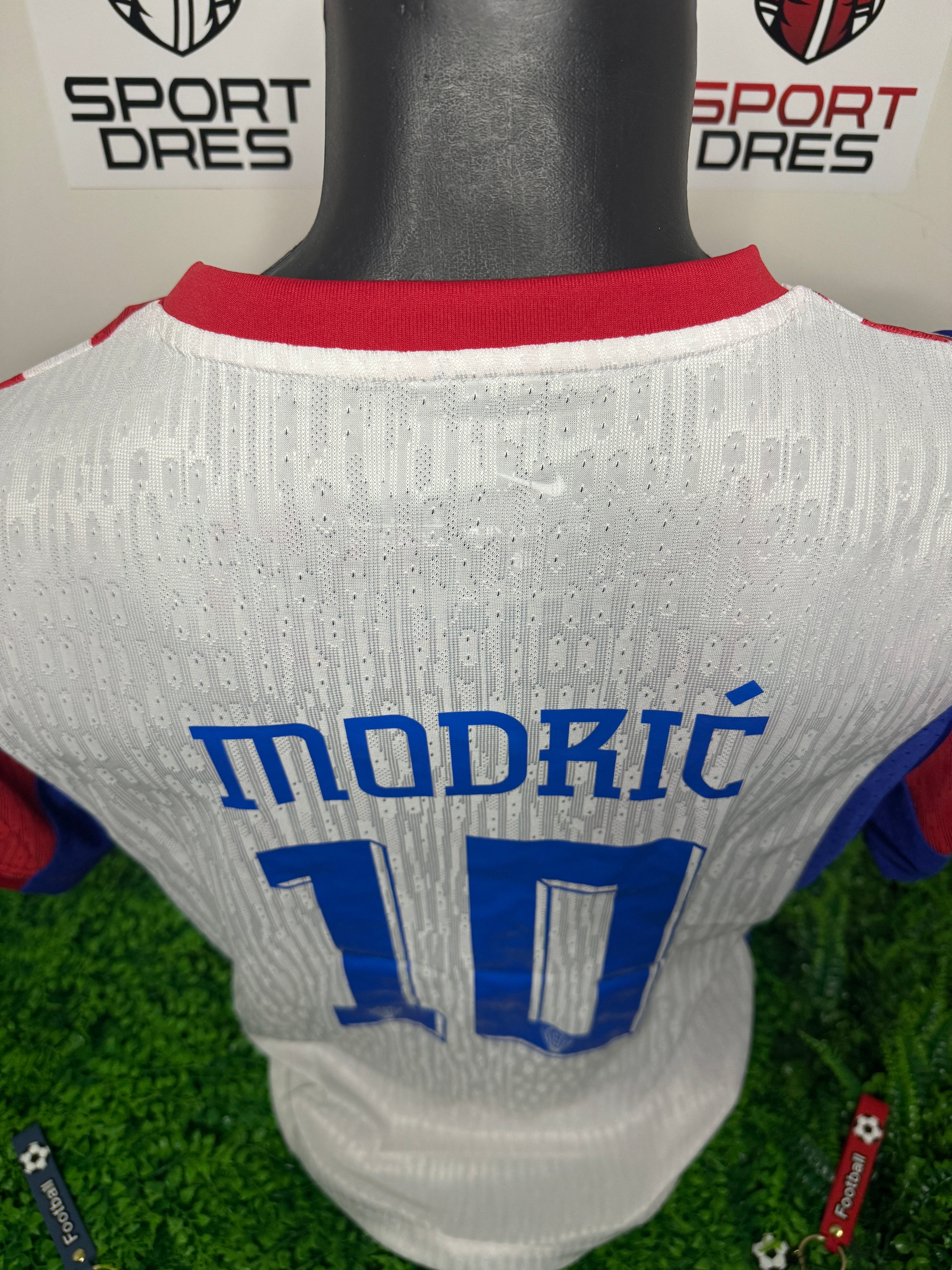 Croatia "Modrić 10" Home fan Jersey